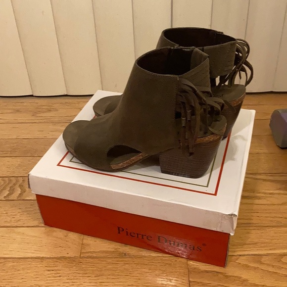 NWT Pierre Dumas Booties - Picture 3 of 5